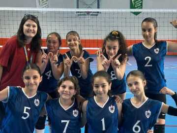 Voleybolda Final Grubunda Galibiyet