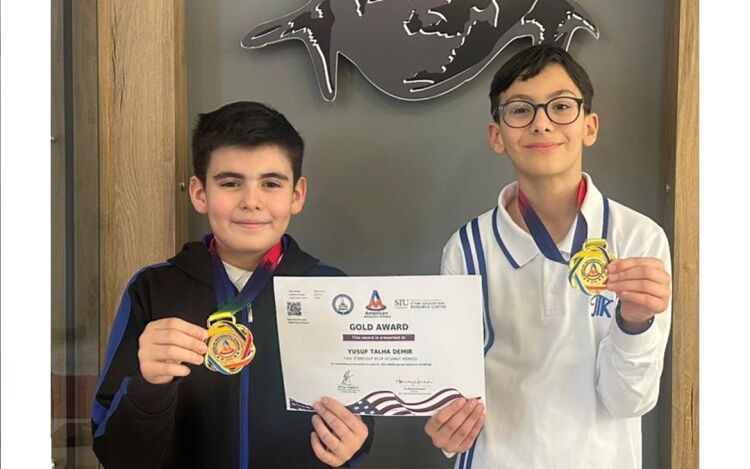 AMO Matematik Olimpiyatlarında Başarı