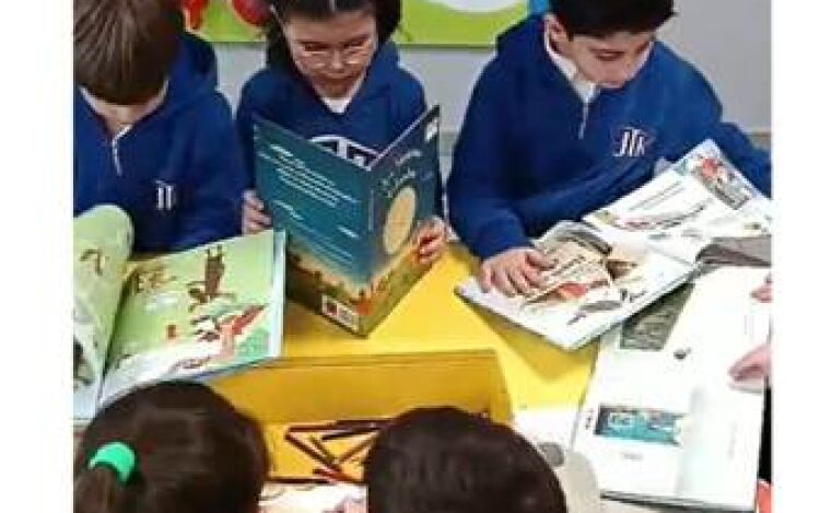 Anasınıfı Kütüphane Gezisi