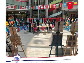 Fırçalar Konuştu, Maskeler Canlandı