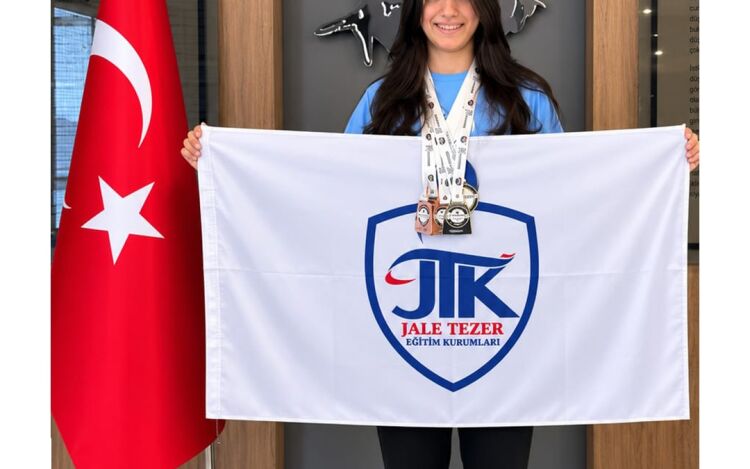 Yüzmede Başarı