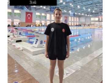 Yüzmede Başarı
